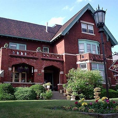 The Brumder Mansion Milwaukee Exterior photo